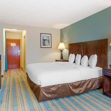 Best Western Plus Berkshire Hills Inn & Suites Pittsfield Dış mekan fotoğraf