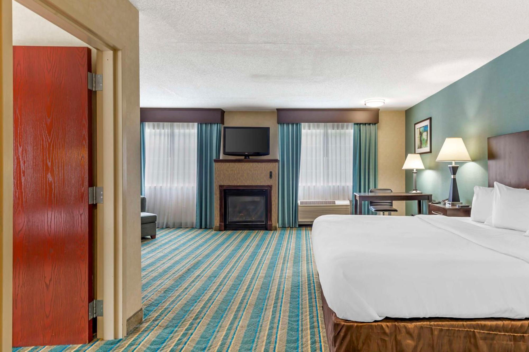 Best Western Plus Berkshire Hills Inn & Suites Pittsfield Dış mekan fotoğraf