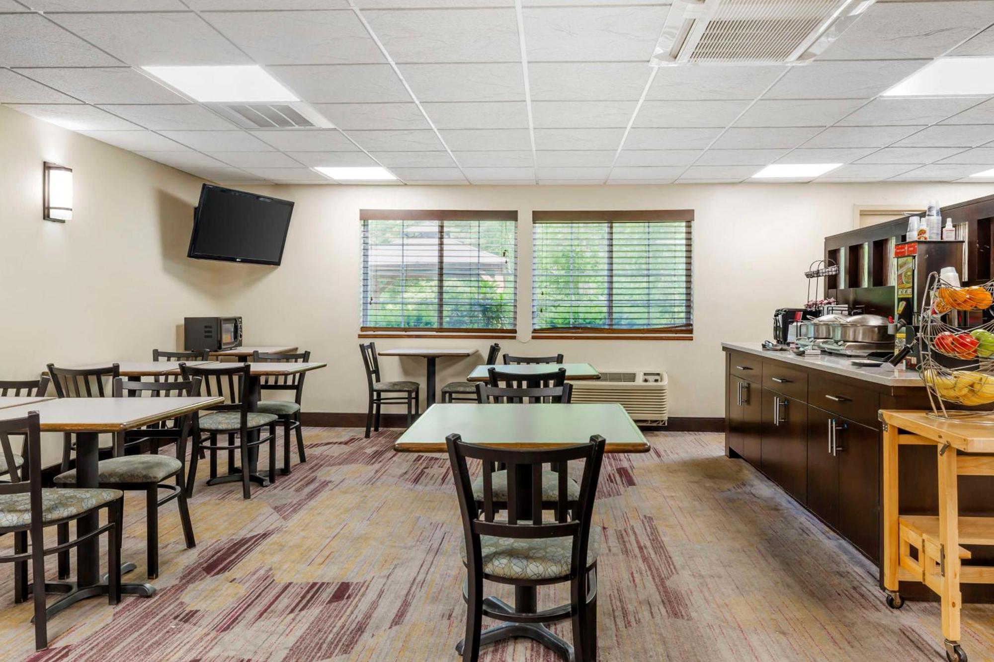 Best Western Plus Berkshire Hills Inn & Suites Pittsfield Dış mekan fotoğraf